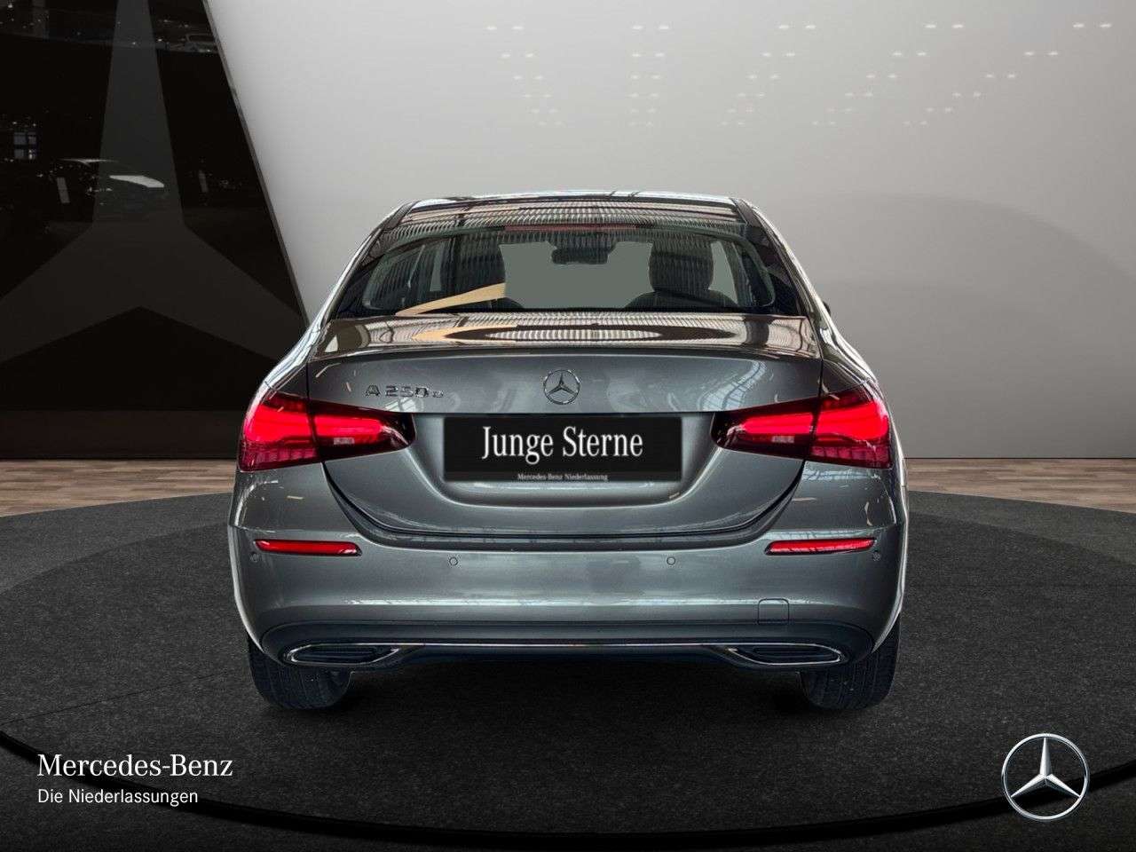 Mercedes-Benz A 250