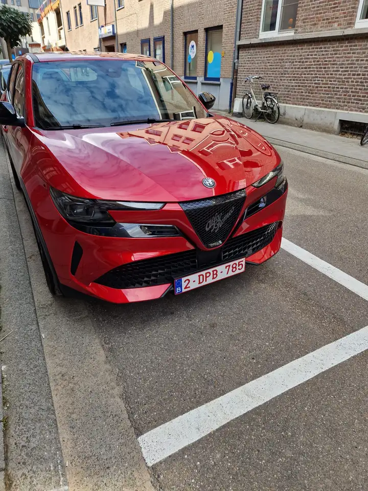 Alfa Romeo Junior 2025