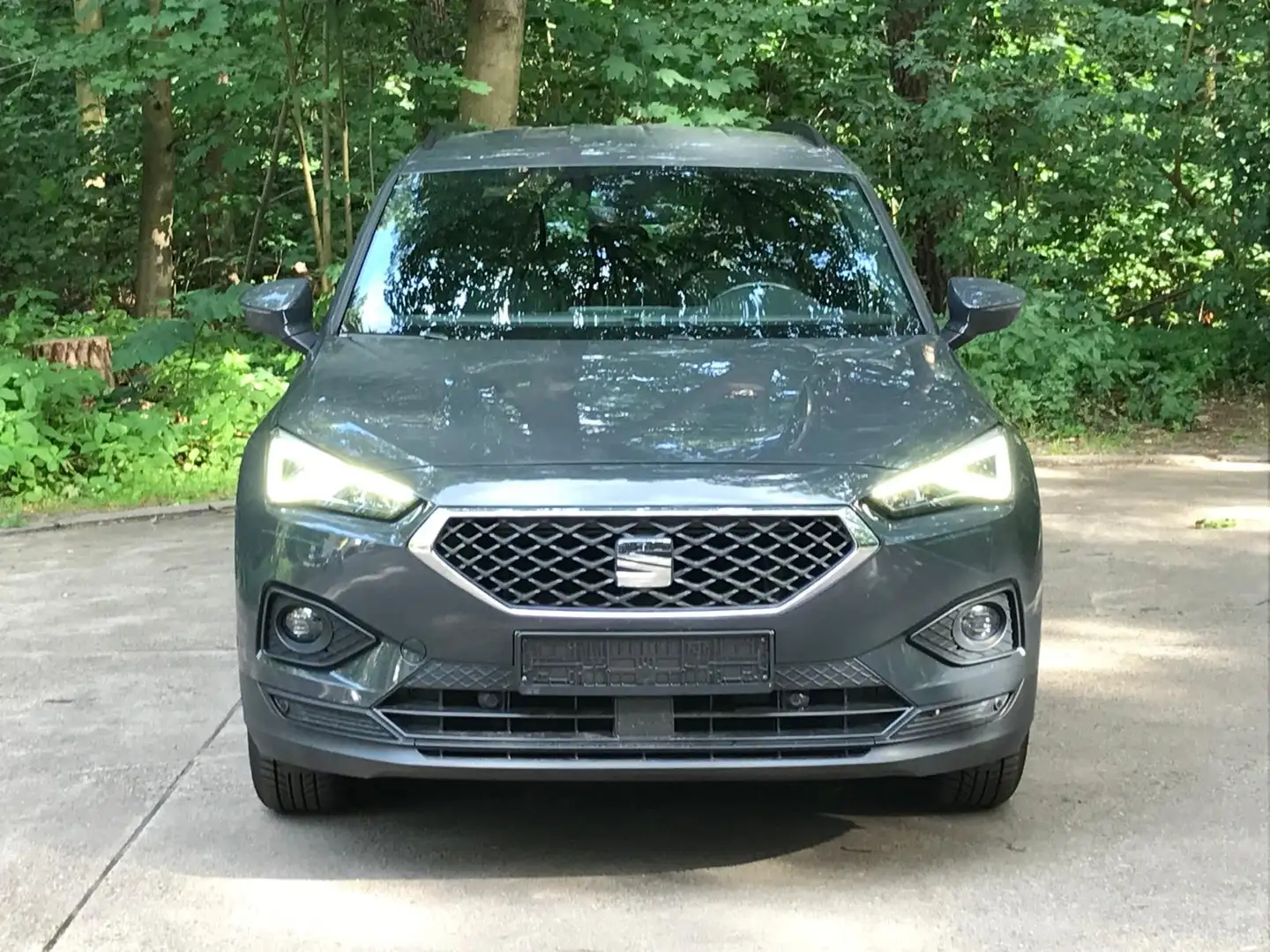 SEAT Tarraco Tarraco 1.5 TSI ACT OPF DSG Style Grau - 1