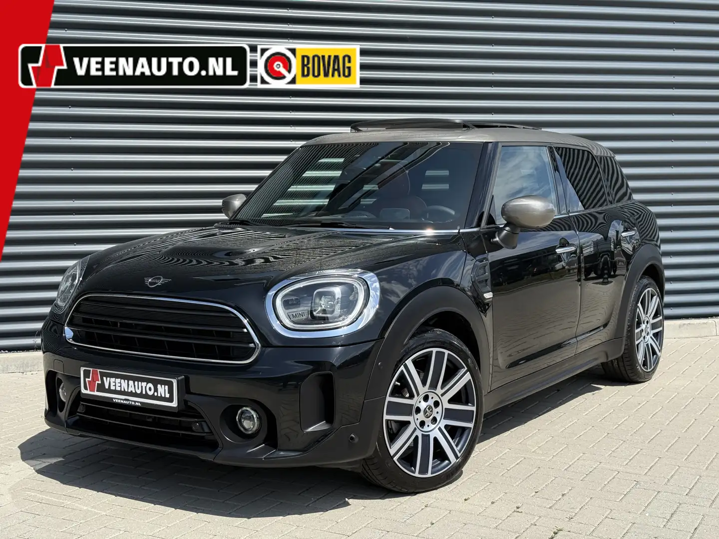 MINI Cooper Countryman 1.5 Yours Pano/Leder/Camera/Harman Kardon Noir - 1