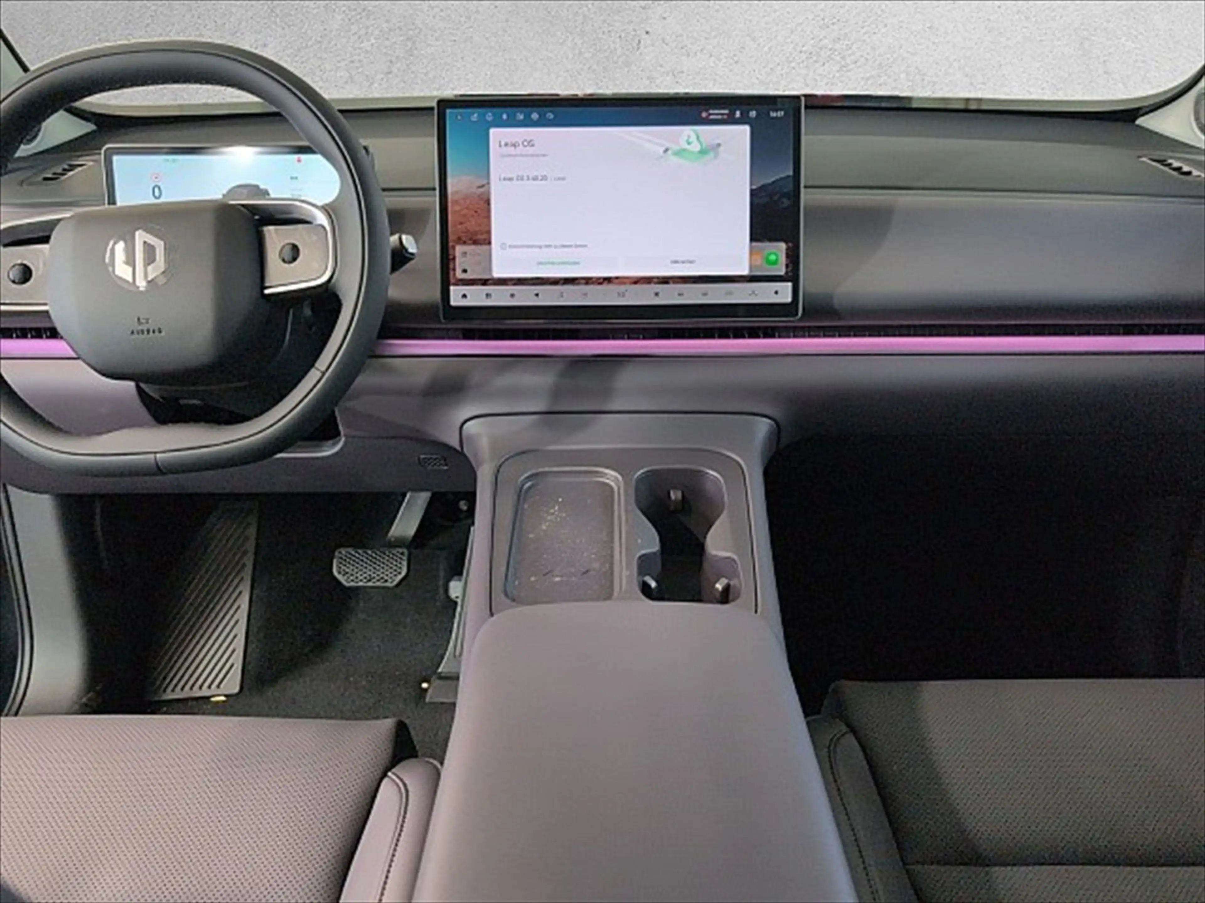 Leapmotor C10 MY25 AUT — photo 8