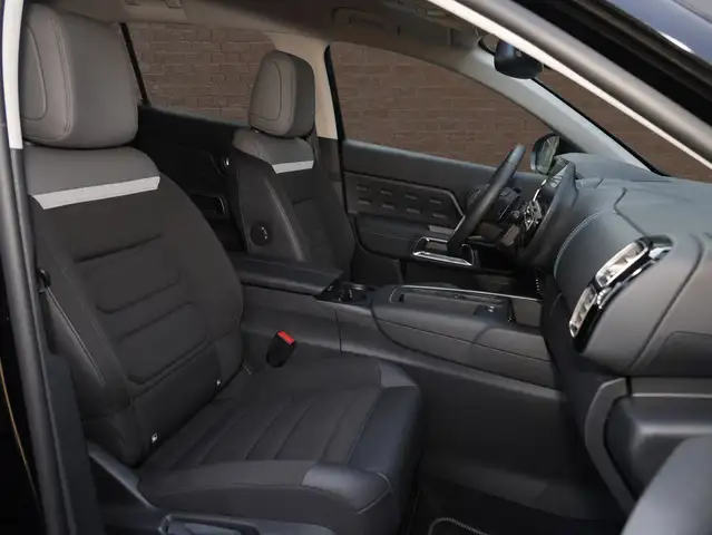 Citroen C5 Aircross view 8