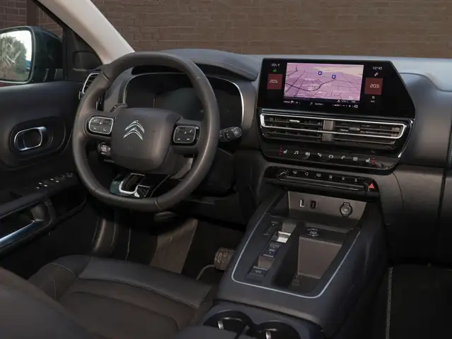 Citroen C5 Aircross view 11