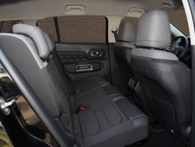 Citroen C5 Aircross view 9