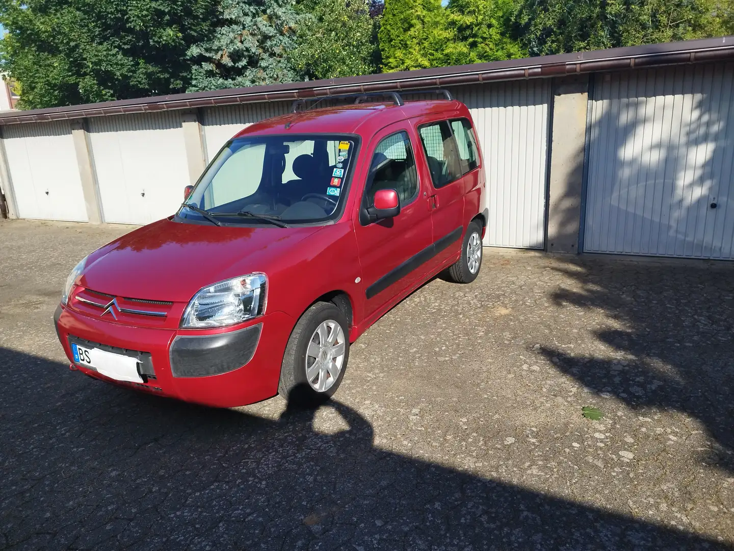 Citroen Berlingo Berlingo Multispace 1.6 HDI Plus Rot - 2