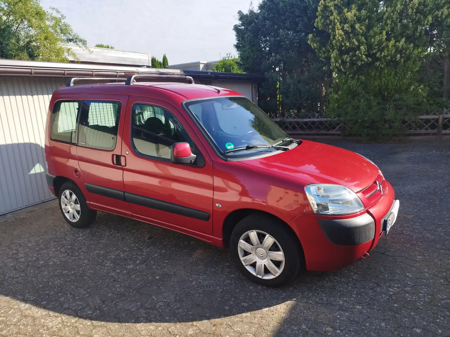 Citroen Berlingo Berlingo Multispace 1.6 HDI Plus Rot - 1