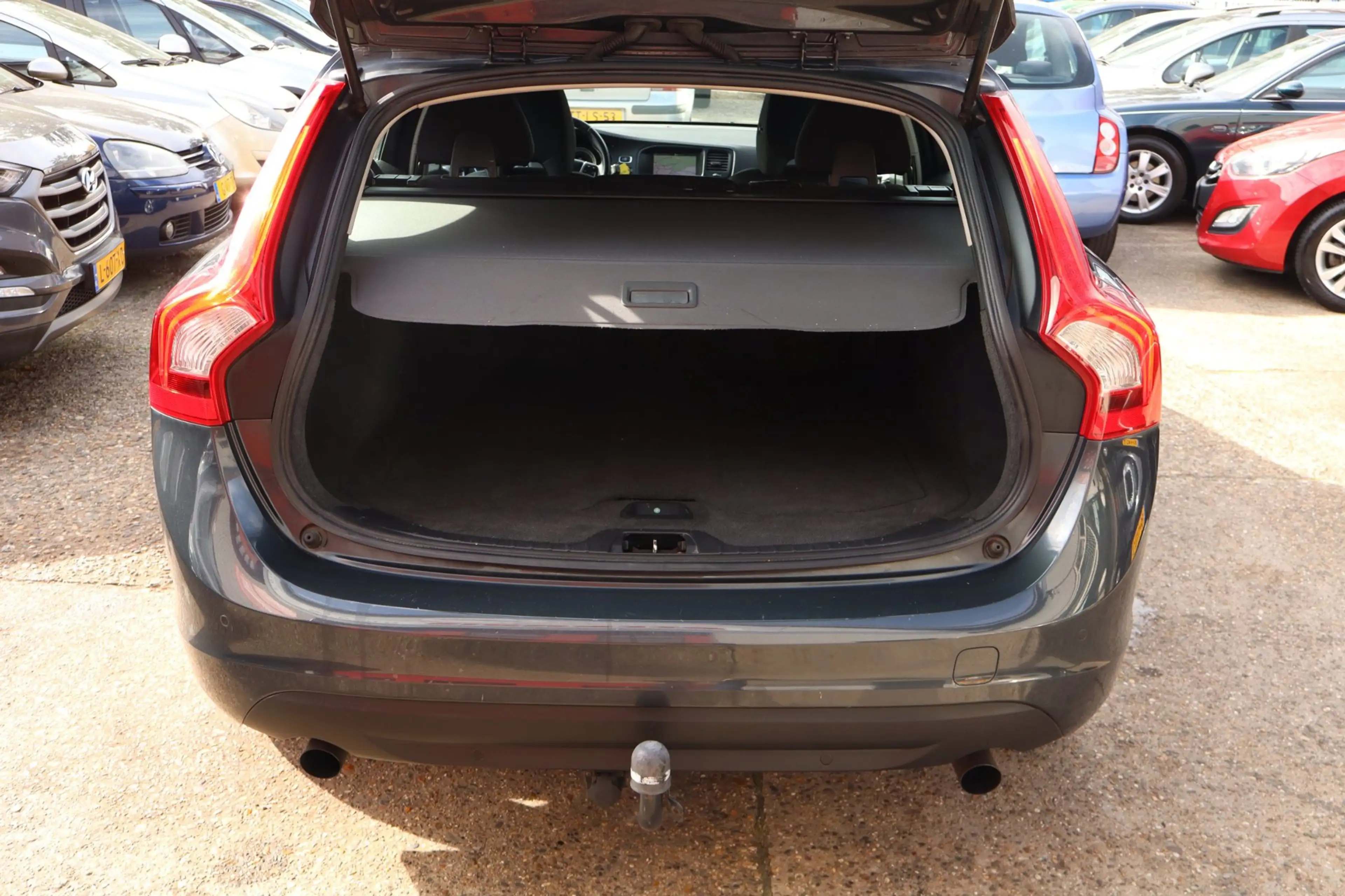 Volvo V60 2.0T Momentum , AUTOMAAT, 1/2 LEDER, NAVI. — photo 21