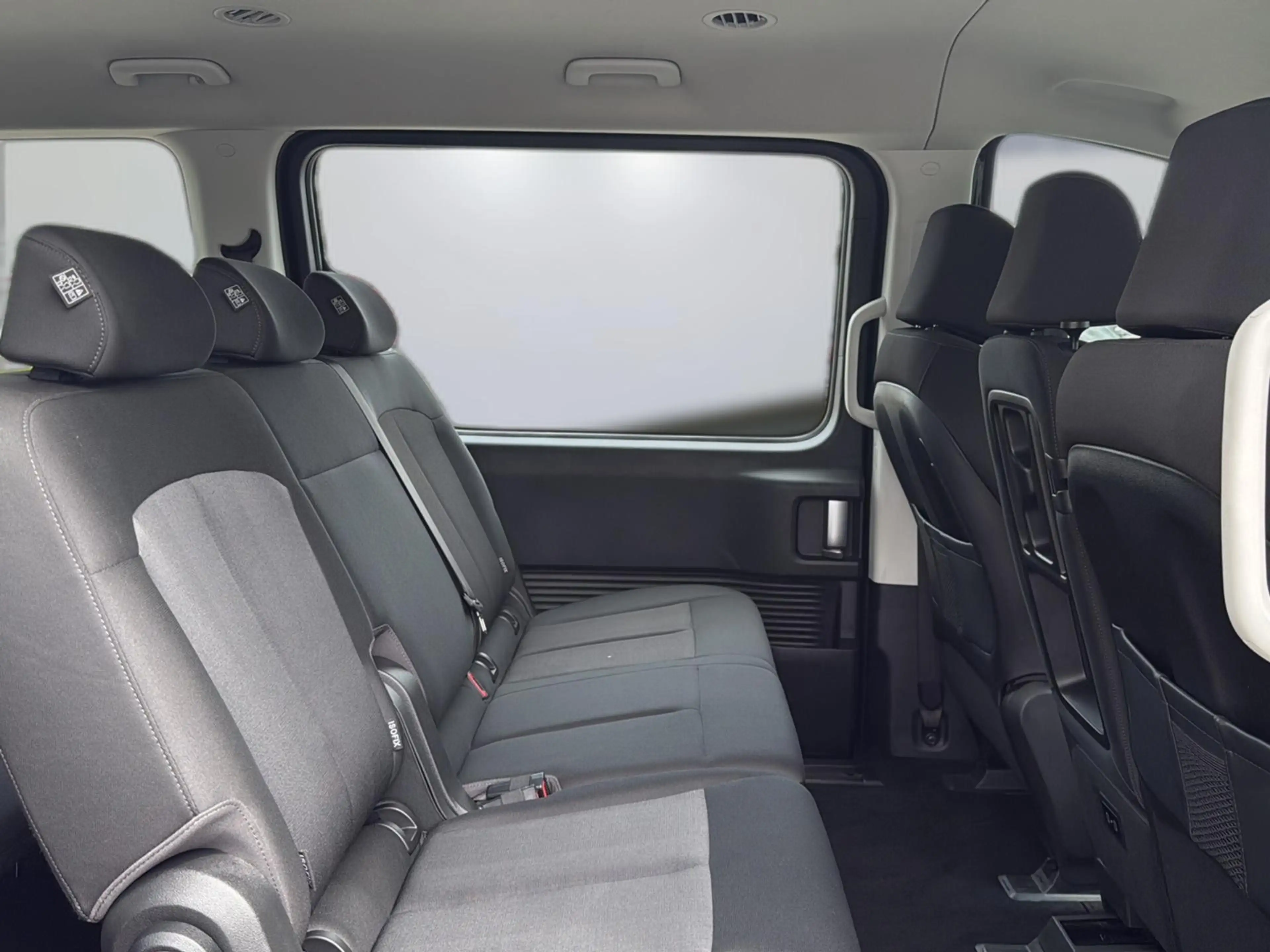 Hyundai STARIA MY25 1.6 T-GDi HEV 9-Sitz Trend Bluetooth — photo 12