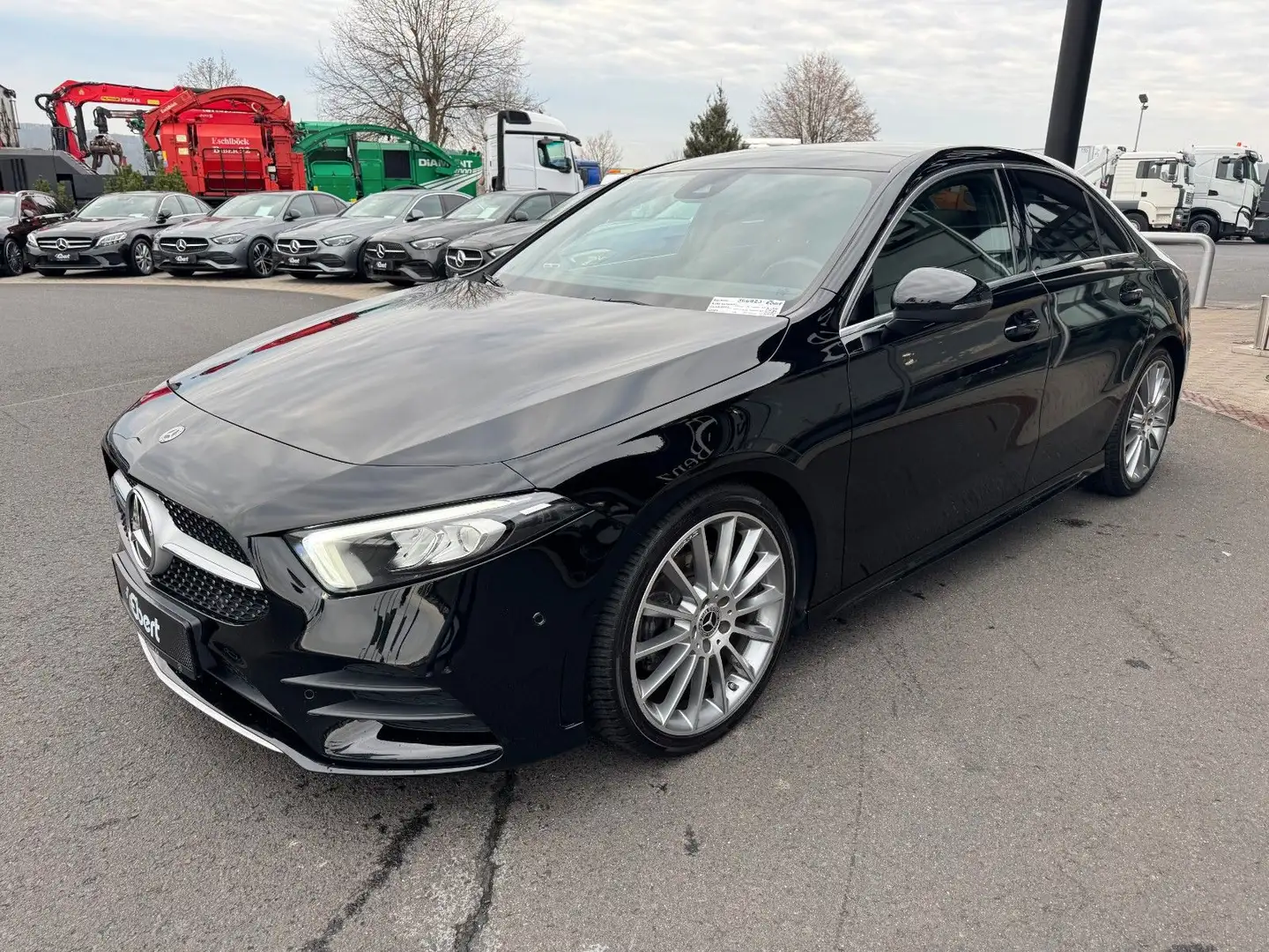 Mercedes-Benz A 200 AMG 19"+Ambiente+R-Kamera+Pano+LED+MBUX Negru - 2