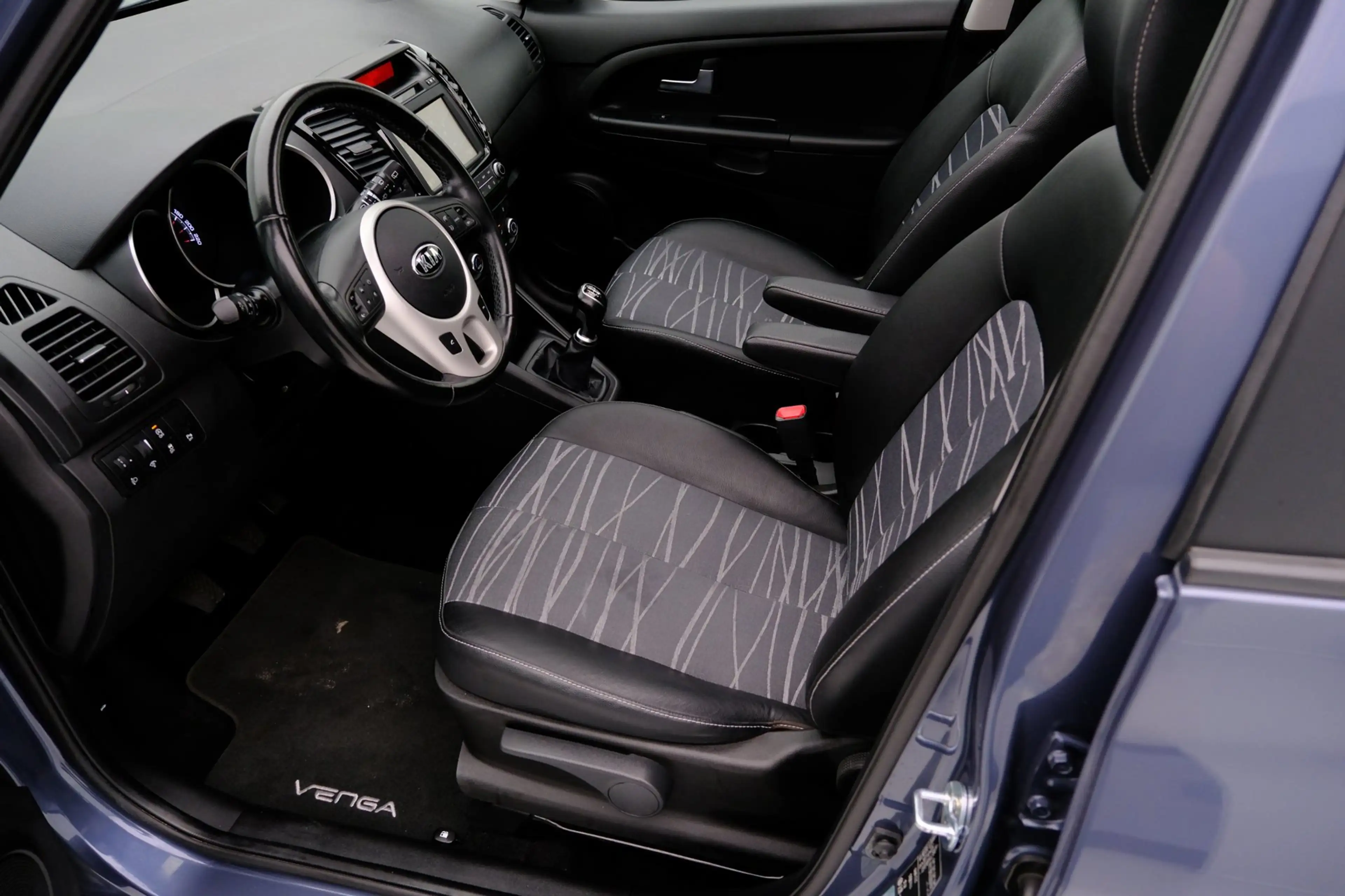 Kia Venga 1.4 CVVT Edition *47.000km!* Pano|1e Eig!|Half Led — photo 2