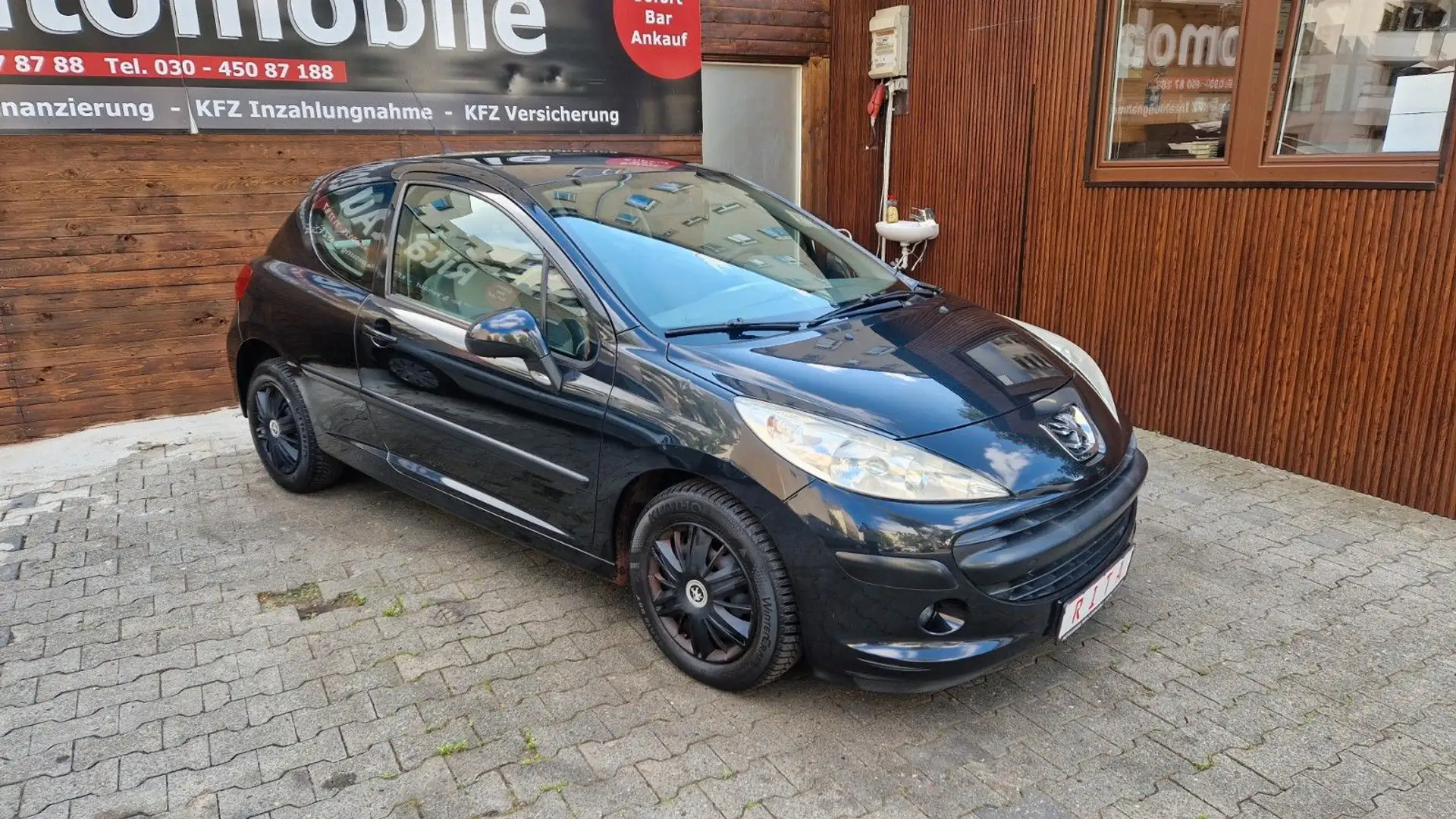 Peugeot 207 1.4 Klima, ESP, Nichtraucher Чорний - 2