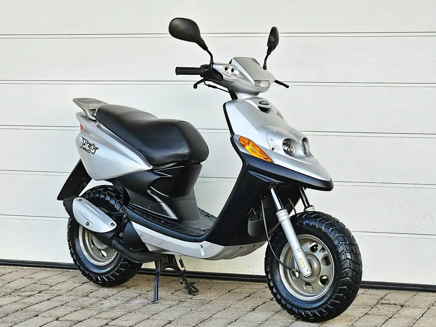 Yamaha BWs 50 Next Generation (CW50RS) Plateado - 1