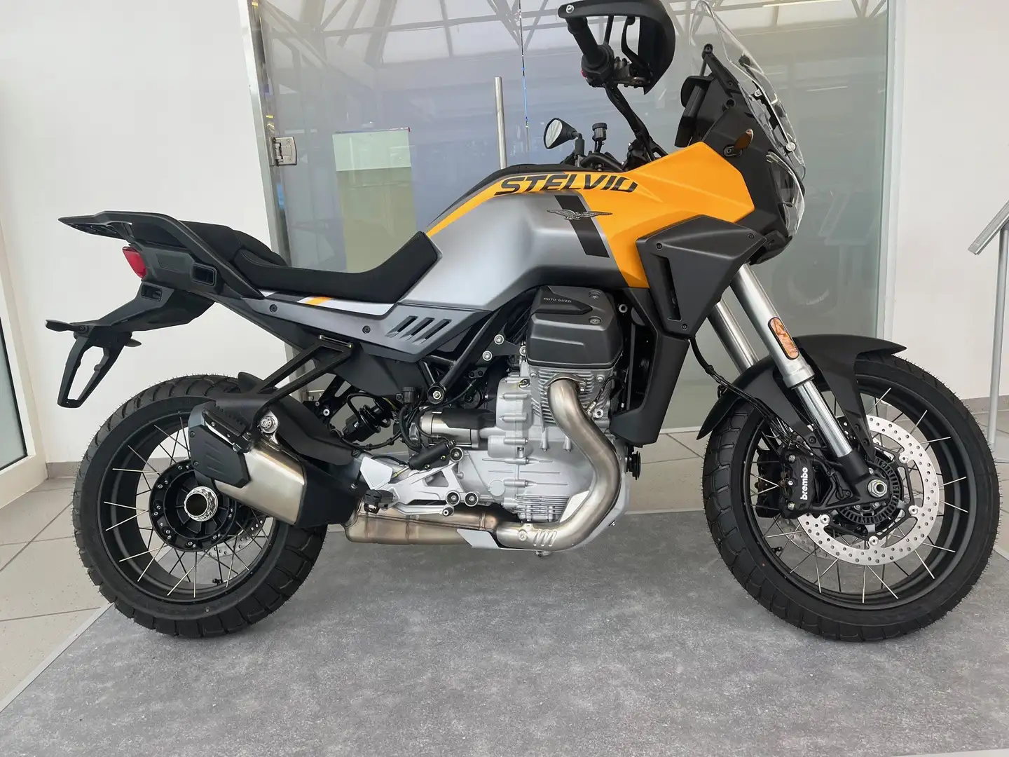 Moto Guzzi Stelvio Stelvio E5 !!AKTION!! *Aktion* Yellow - 2