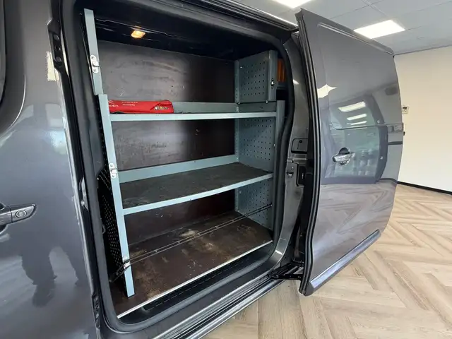 Citroen Jumpy view 11