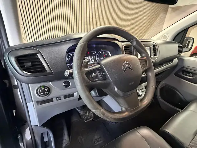 Citroen Jumpy view 12