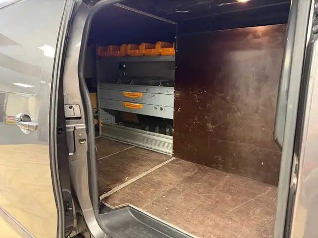 Citroen Jumpy view 8