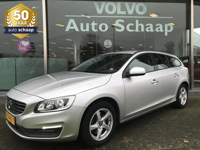 Volvo V60 2.0 D3 Nordic | Rijklaar incl garantie | Parkeerse