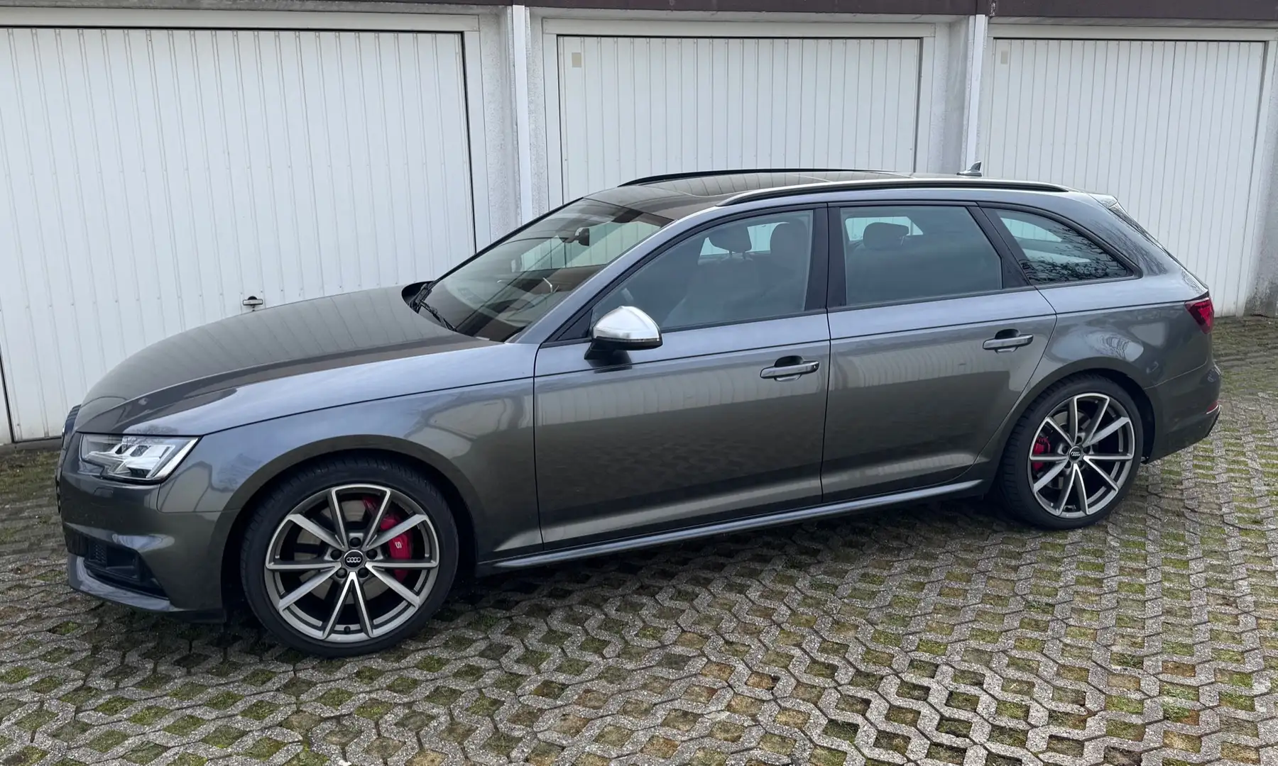 Audi S4 Avant 3.0 TFSI quattro tiptronic Grau - 1