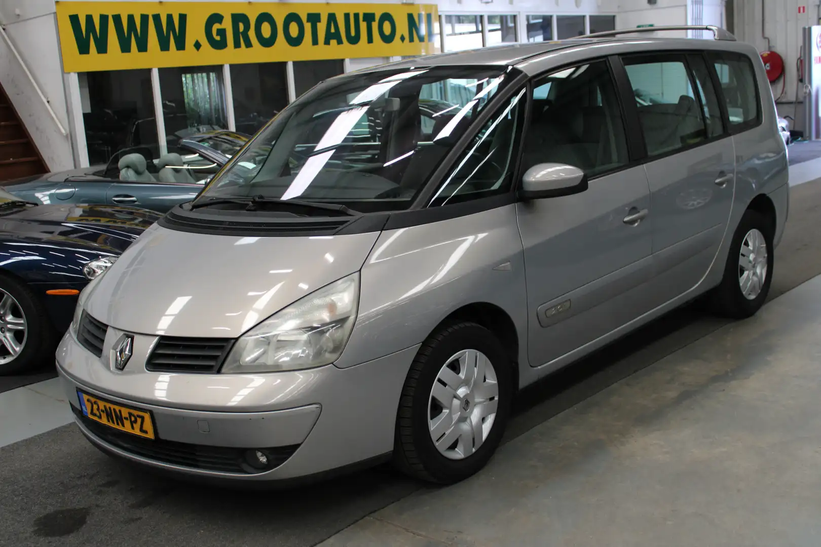 Renault Grand Espace 2.0 T Expression Airco, Cruise Control, Trekhaak, Beige - 1