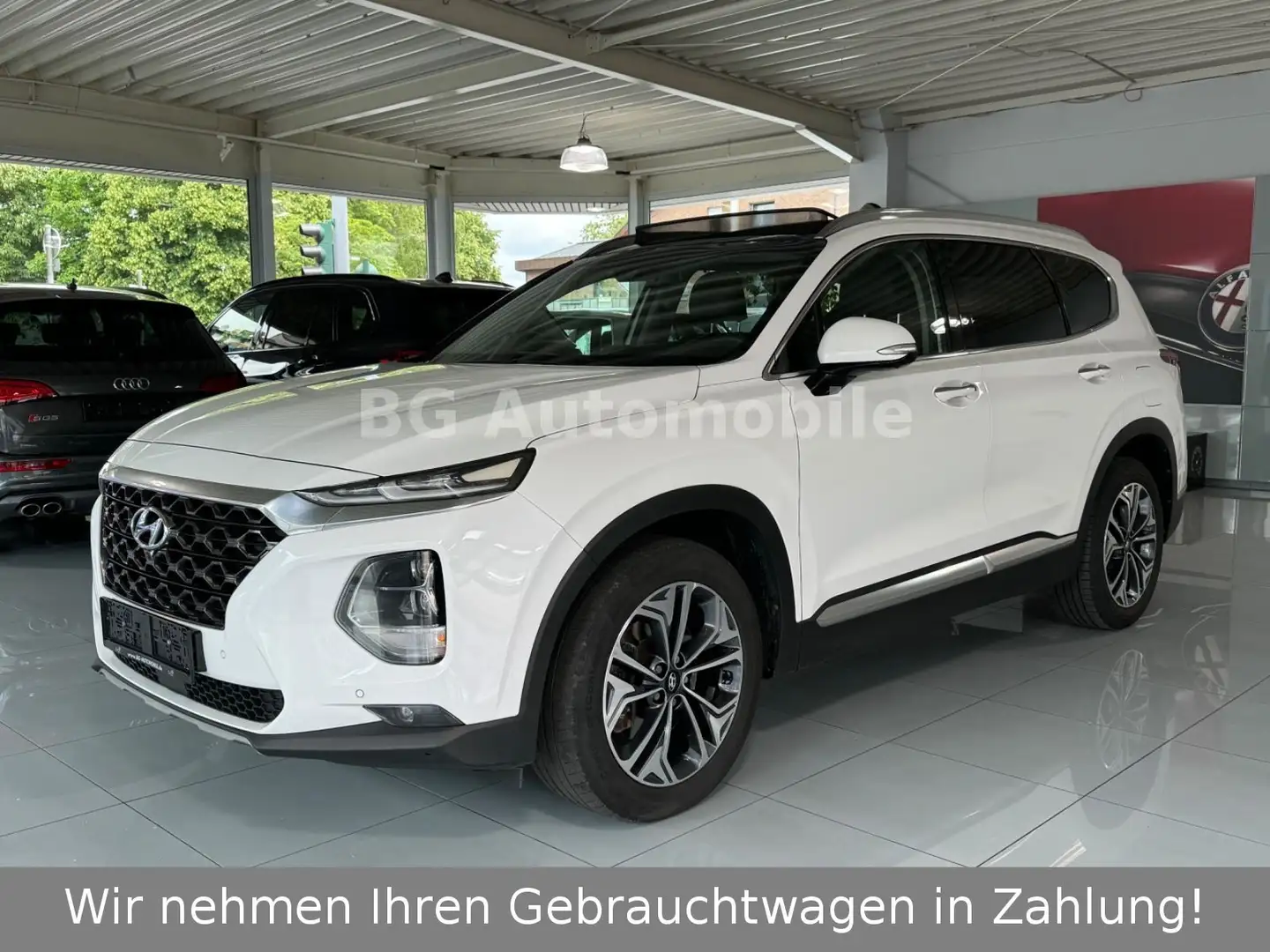 Hyundai SANTA FE Premium 4WD*1.Hand*Panorama*HeadUp* Белый - 1