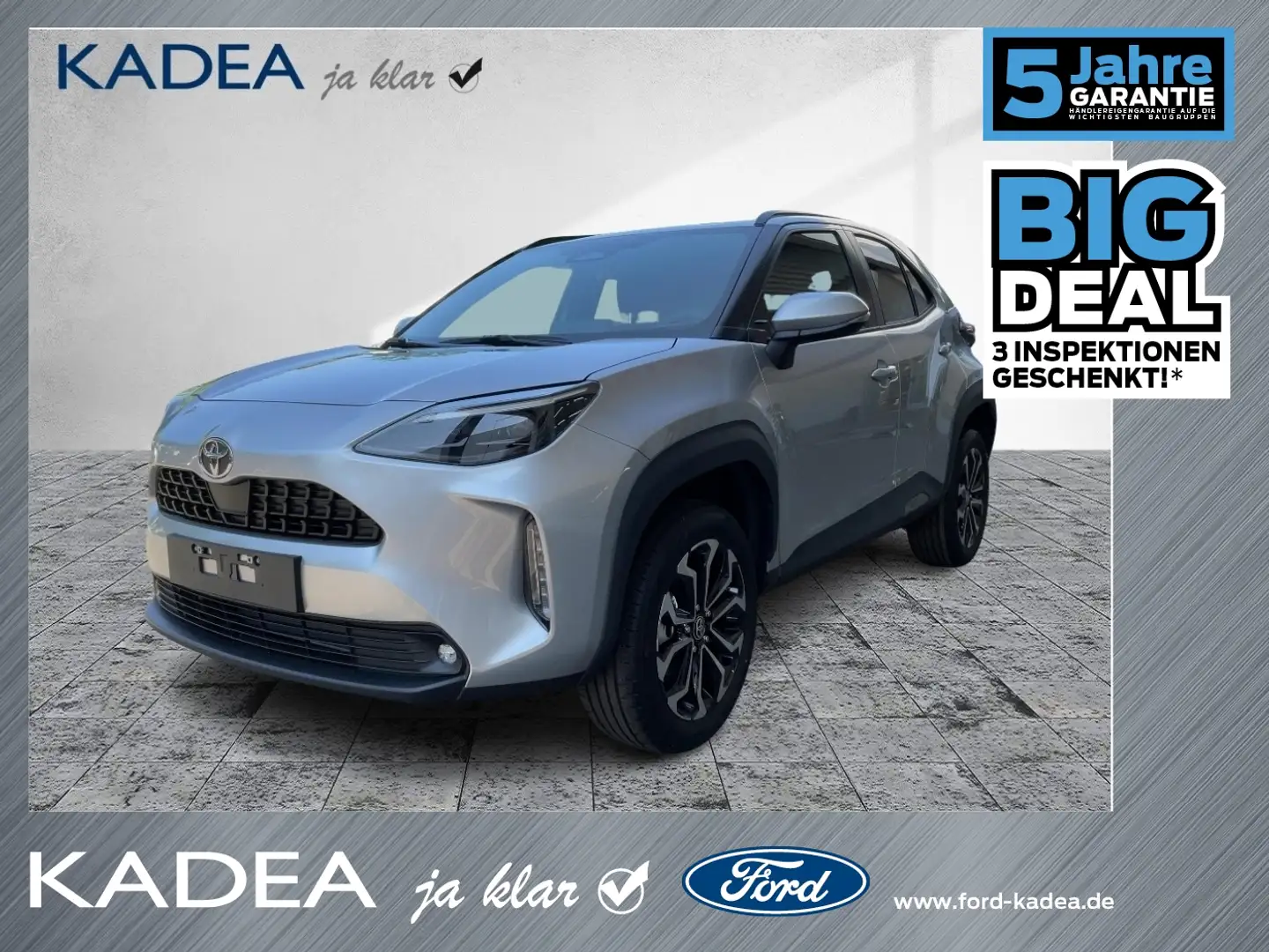 Toyota Yaris Cross 1.5 E FWD Teamplayer Zilver - 1