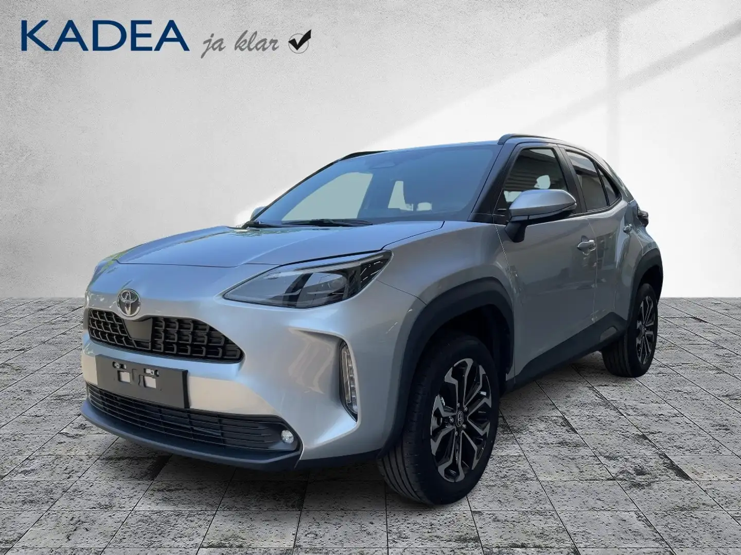 Toyota Yaris Cross 1.5 E FWD Teamplayer Zilver - 2