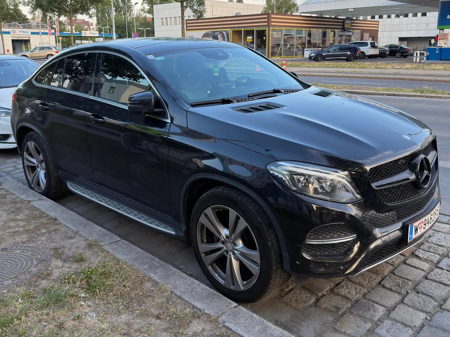 Mercedes-Benz GLE 350 GLE 350 d Coupé 4MATIC Aut. Schwarz - 2