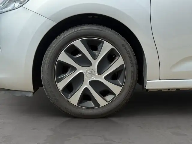 Citroen C3 view 11