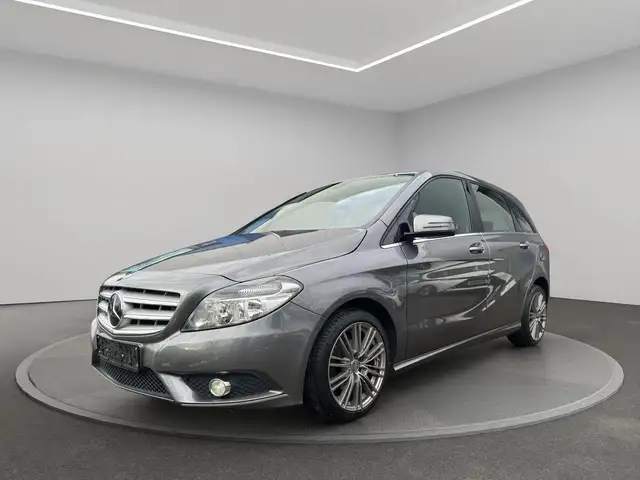 Mercedes-Benz B 180 Kam/Navi/AHK/Klima/Bluetooth