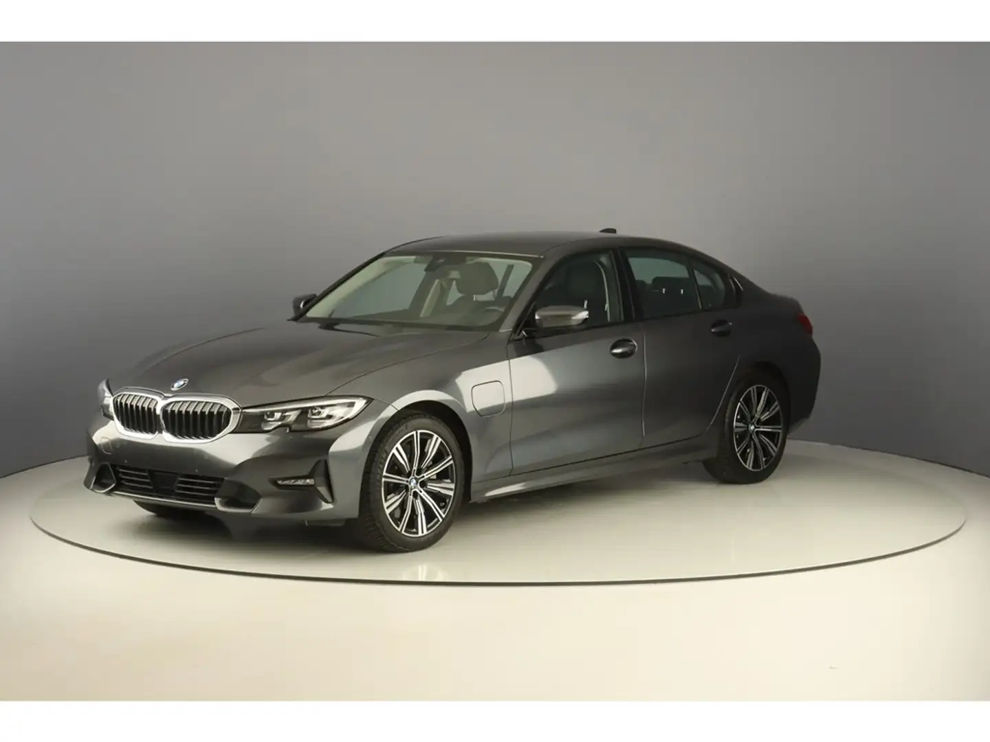 BMW 330 e 292pk Sport Line Pack Drive Assist Gris - 1