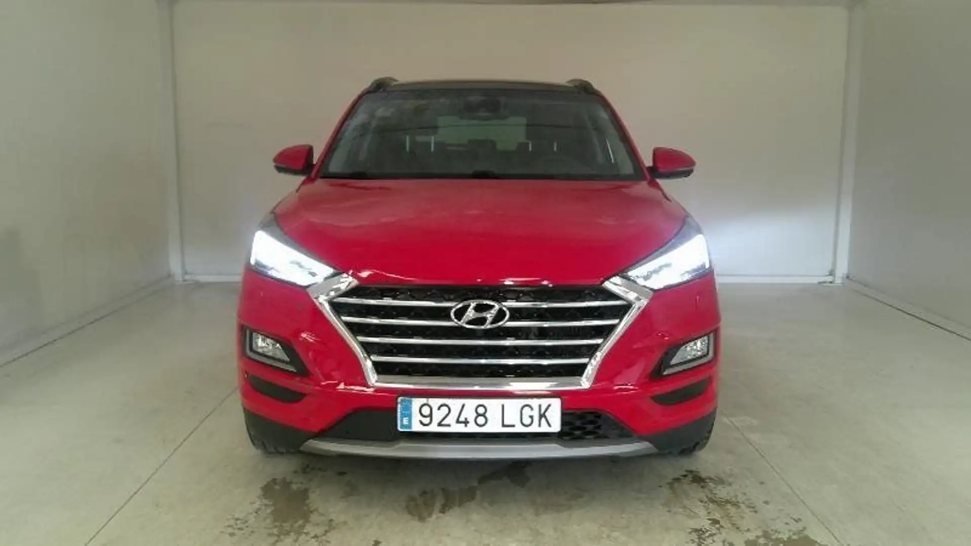 Hyundai TUCSON 1.6 CRDI 100kW (136CV) 48V Style DT 4X2 Rouge - 2