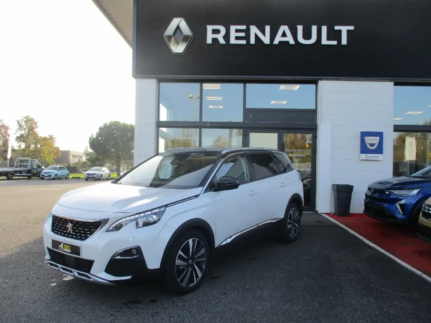 Peugeot 5008 PureTech 130ch Setamp;S BVM6 Allure Business - 1