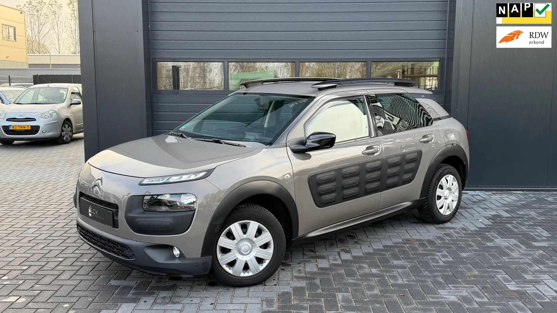 Citroen C4 Cactus 1.2 VTi Feel Cruise|Navi|Trekhaak Brun - 1