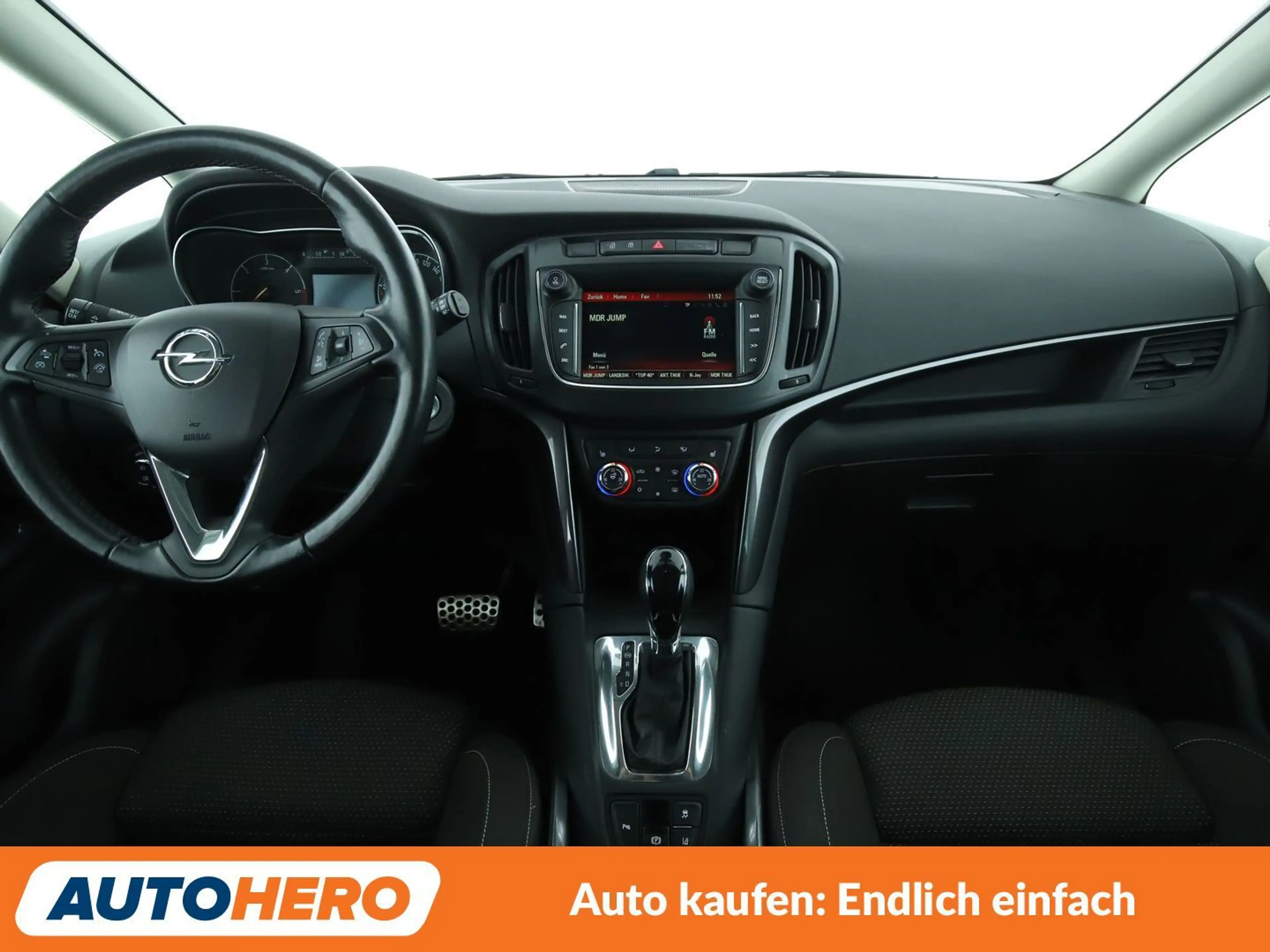 Opel Zafira Tourer 2.0 CDTI Innovation *NAVI*CAM*SHZ*LHZ*AHK*ALU* — photo 12