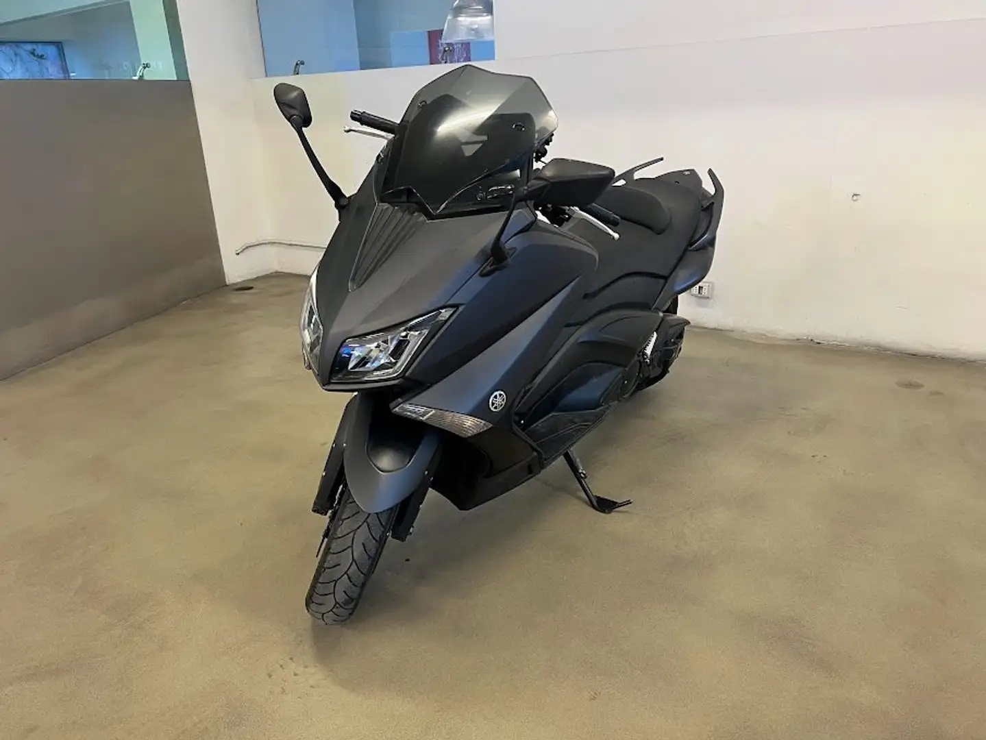 Yamaha TMAX 530 Schwarz - 1
