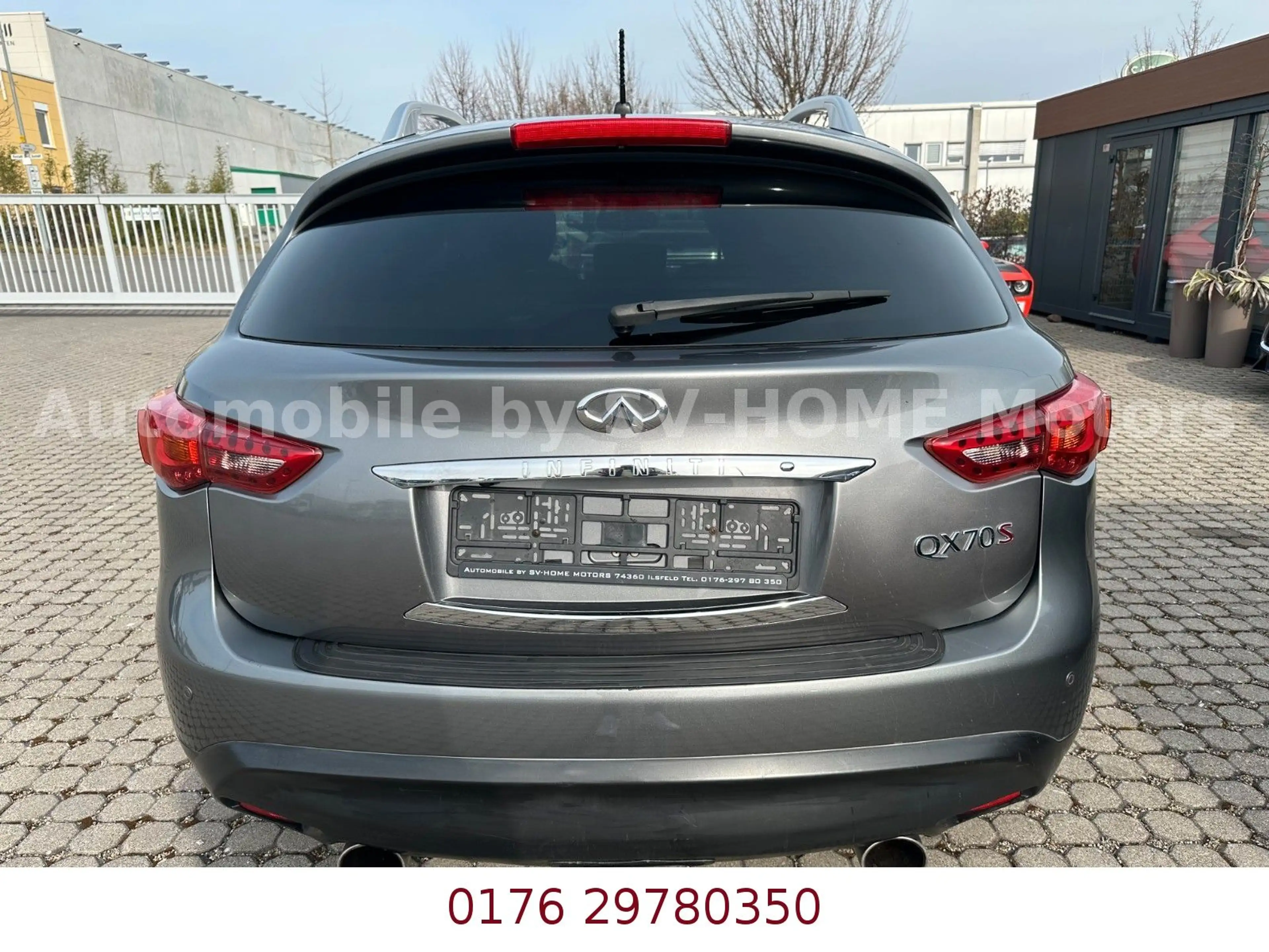 Infiniti FX 30d V6 AWD S Premium*Black and White Edition* — photo 4