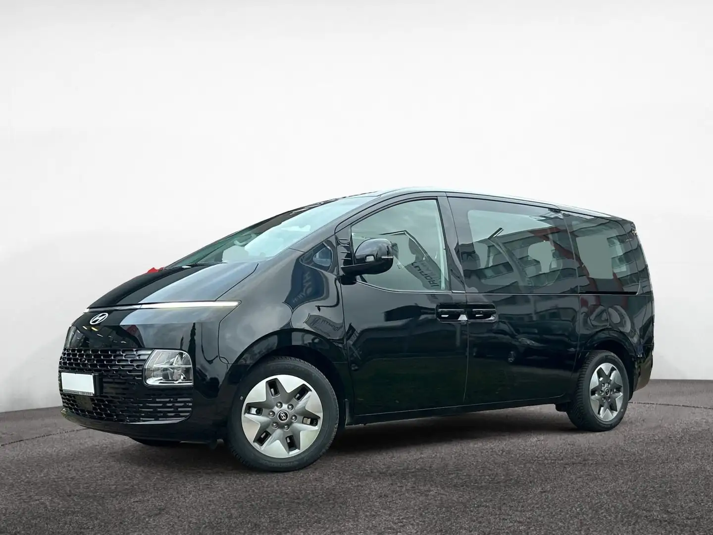 Hyundai STARIA STARIA 9-Sitzer (MY25) HEV 1.6 T-GDI (225PS) 6-A Schwarz - 1