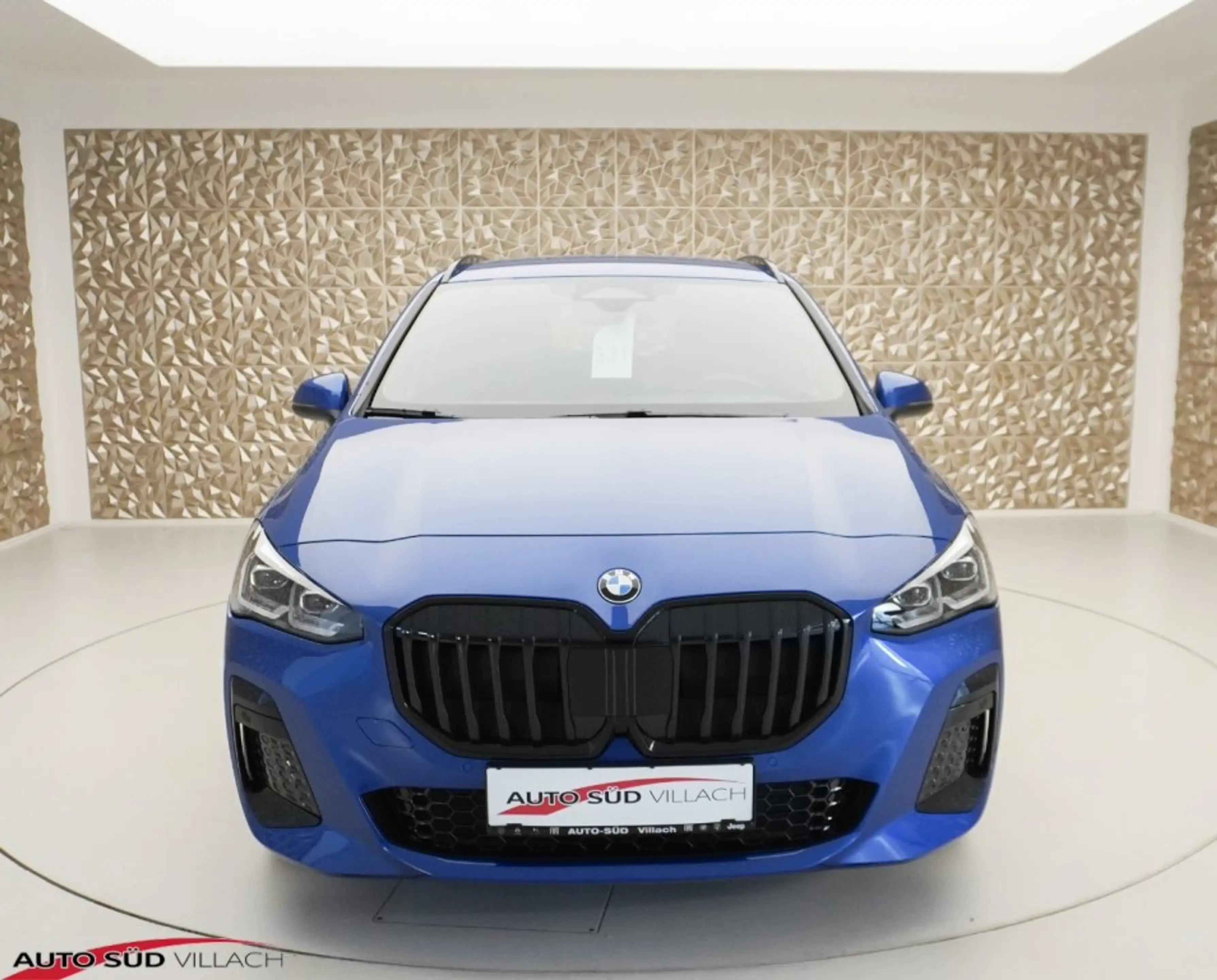 BMW 218 2 Active Tourer 218 i M Sport — photo 3