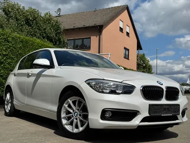 BMW 116 i Advantage NAVI/KLIMA/PDC/SITZ-HZNG