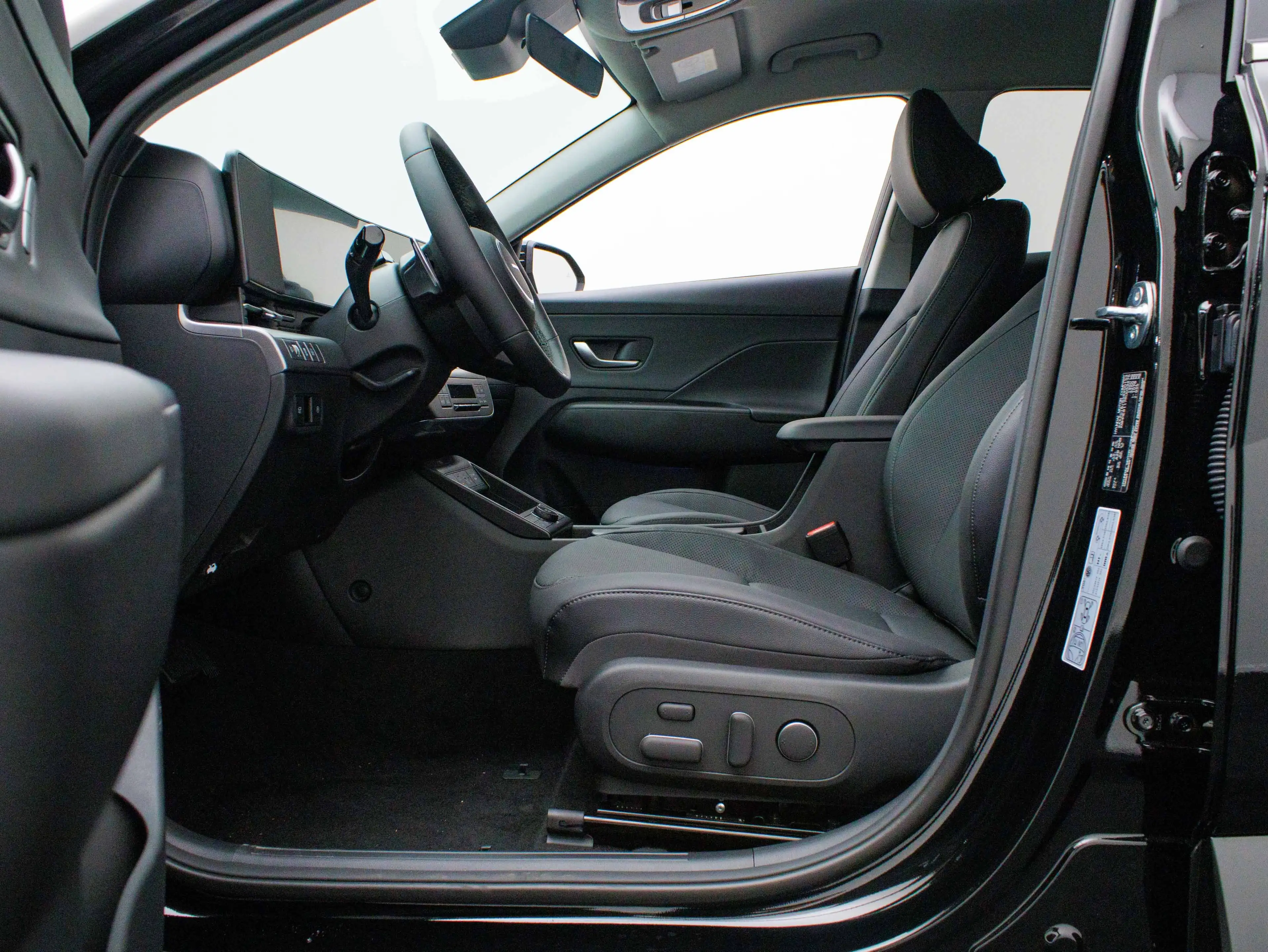 Hyundai KONA 1.6 GDI HEV Premium Sky (Denim Blue Pearl) — photo 15