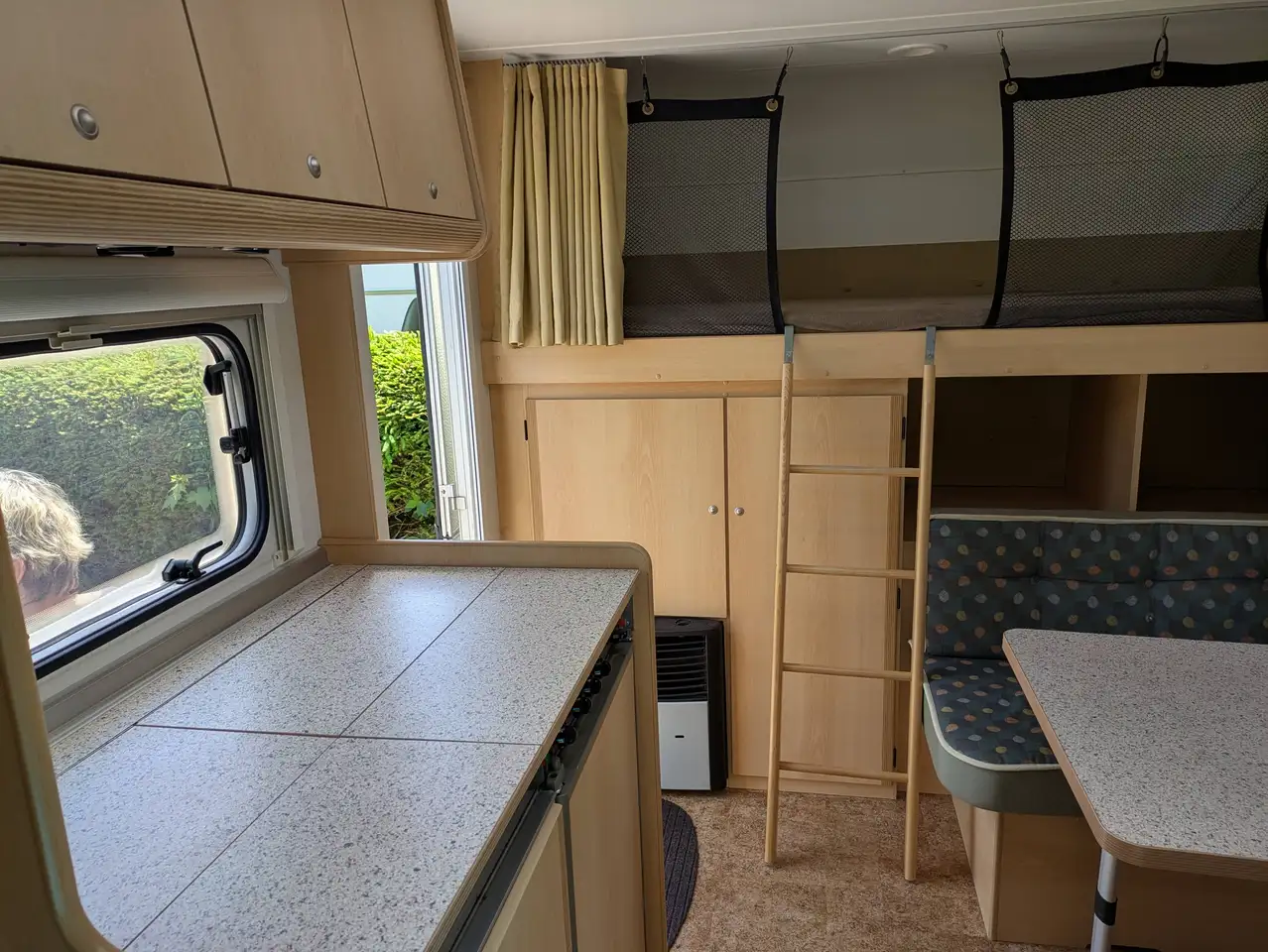 Caravans-Wohnm Bürstner Ventana Avantgarde TK450, foto 5