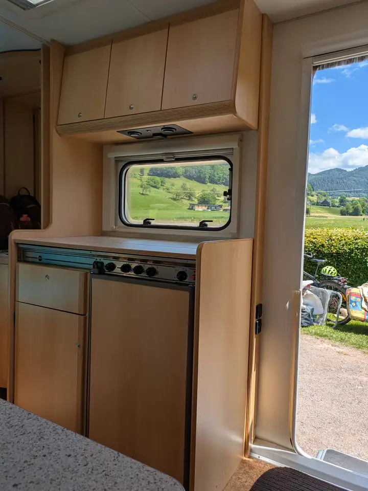 Caravans-Wohnm Bürstner Ventana Avantgarde TK450, foto 8