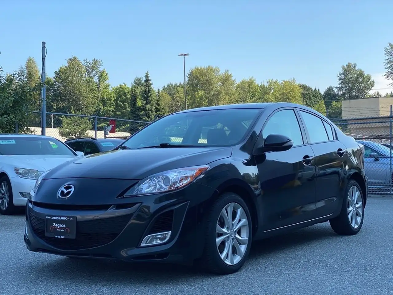 Mazda 3 снимка Mazda 3