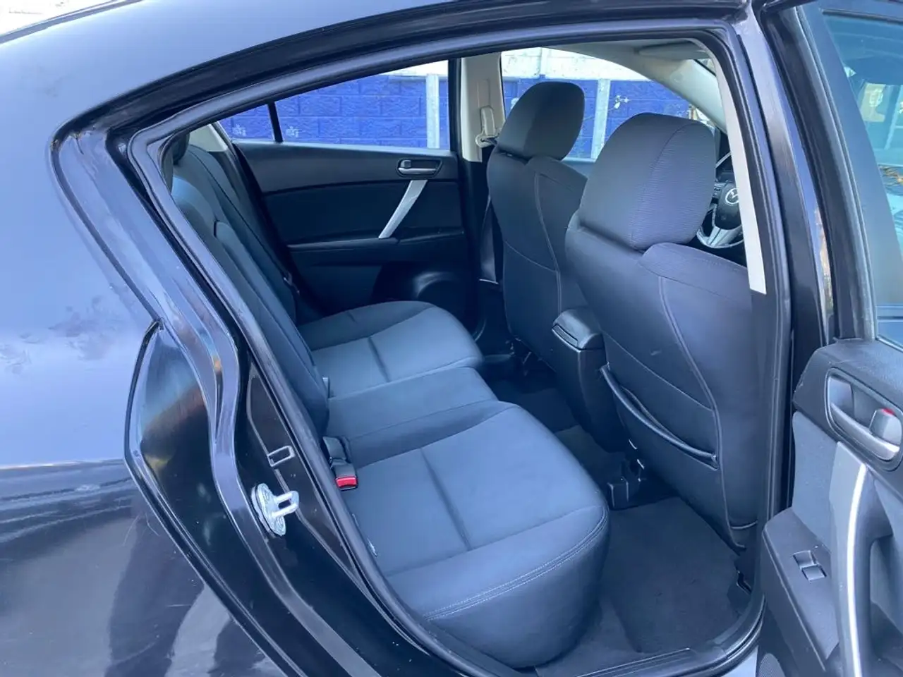 Mazda 3 снимка Mazda 3