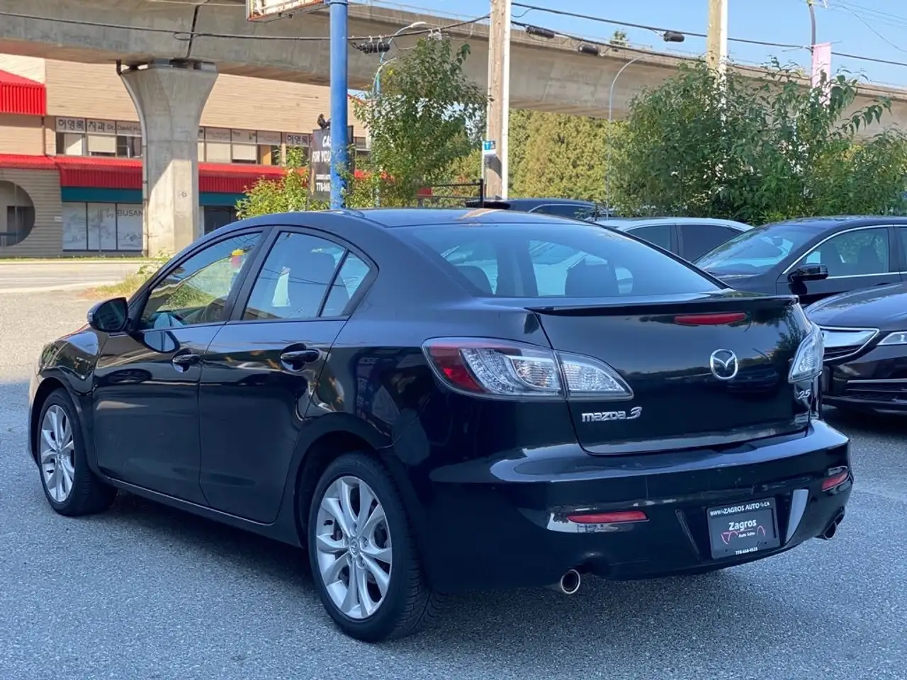 Mazda 3 снимка Mazda 3