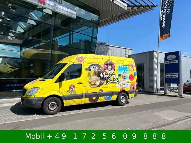 Mercedes-Benz Sprinter view 5