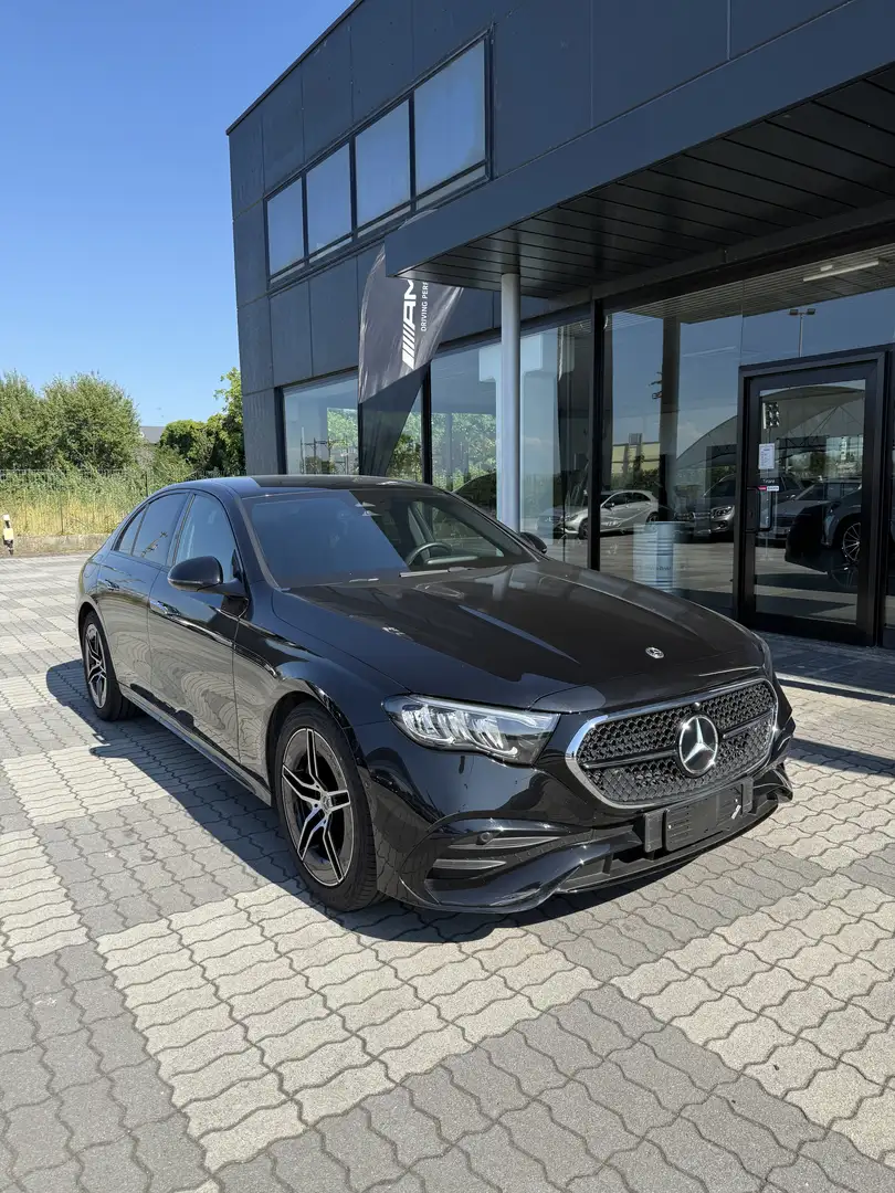 Mercedes-Benz E 220 d AMG Line Advanced auto Nero - 2