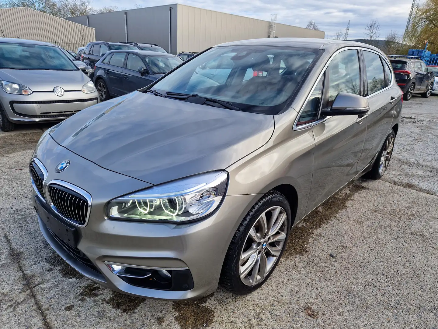 BMW 218 Active Tourer 218iA Grau - 2