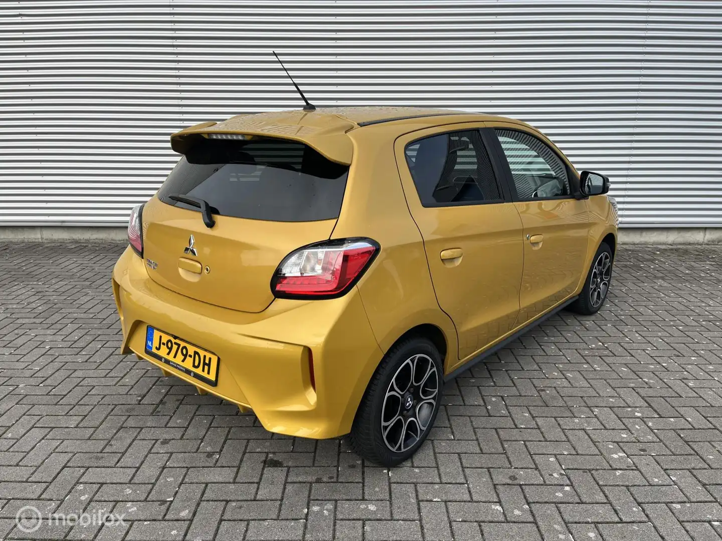 Mitsubishi Space Star 1.2 Nova | Achteruitrijcamera | Dealer onderhouden Amarillo - 2