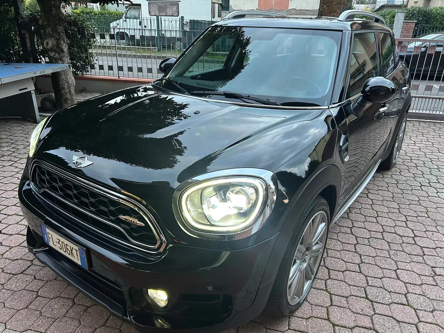 MINI One D Countryman Mini Countryman F60 2017 1.5 Business Zwart - 1